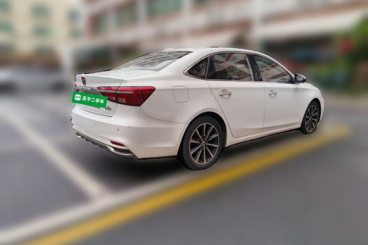 Used Roewe i6 New Energy 2017 45T Hybrid Connective Smart Luxury Edition
