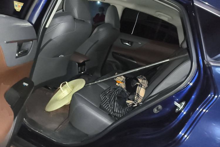 Used Toyota Harrier 2022 2.0L CVT Two-Wheel Drive Luxury Edition
