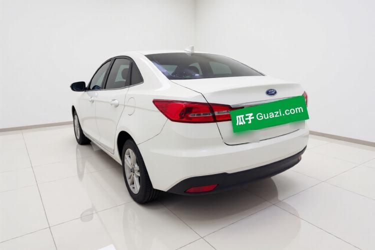Used Ford Escort 2019 Revised Version 1.5L Automatic Enjoyment Type China VI Standard Exterior 3