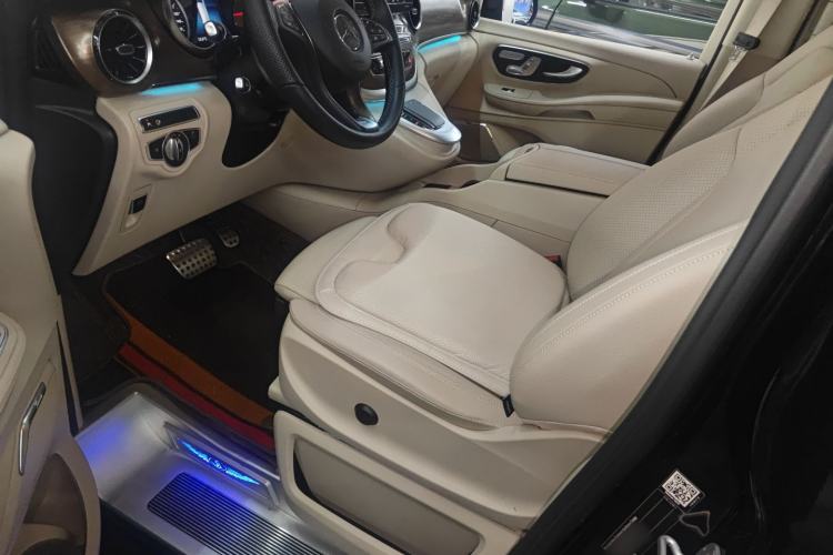 Used Mercedes-Benz V-Class 2022 V 260 L Long Wheelbase Prestige Edition