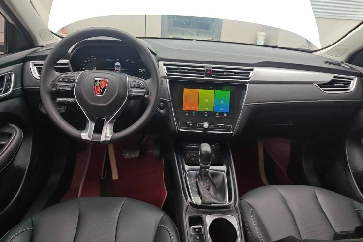 Used Roewe i5 2020 1.5L Automatic 4G Connect Luxury Flagship Edition
