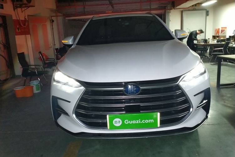 Used BYD Tang New Energy 2021 DM-i 112KM Prestige Model Front