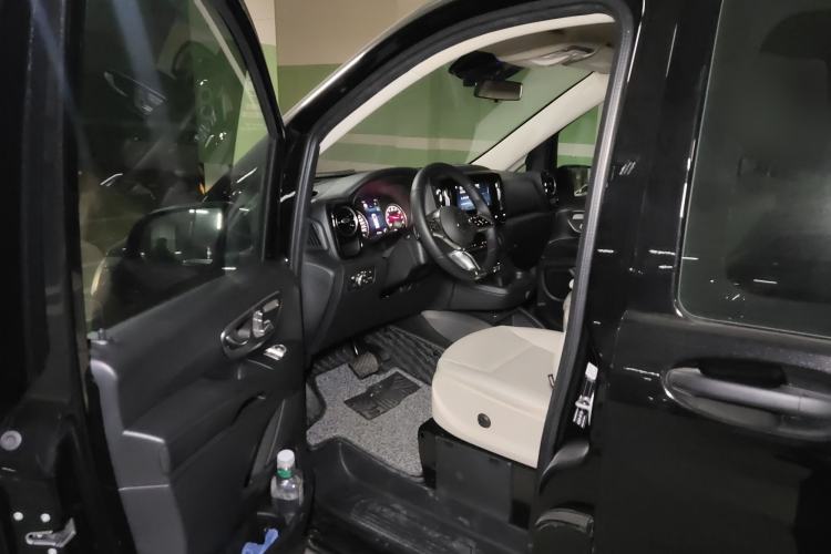 Used Mercedes-Benz Vito 2024 2.0T Business Version 7 Seats