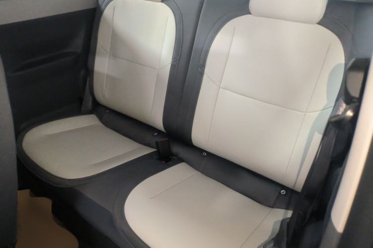 Used Livan Blue Balloon 2025 Model Dynamic Version Left Rear Seat