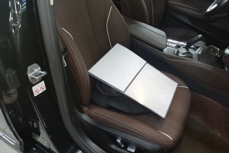 Used BMW 5 Series 2021 530Li Leading Luxury Package Right Front Seat