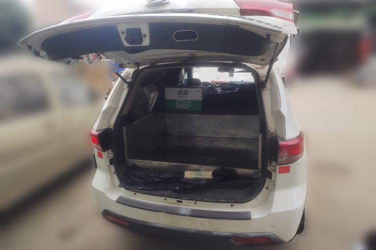 Used Foday Landfort 2017 1.9T Diesel Manual Two-Wheel Drive Flagship Edition 7 Seats Trunk