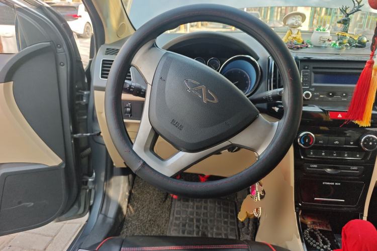 Used Chery E3 2013 1.5L Manual Fashion Model Steering Wheel
