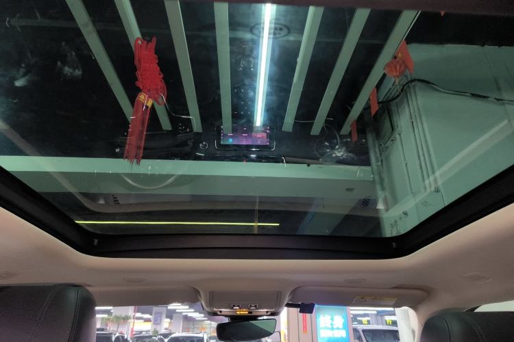 Used Land Rover Range Evoque 2021 Range Rover Velar 249 PS R-Dynamic S Performance Edition Headliner