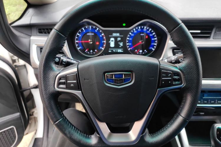 Used Geely Auto Vision X3 2017 1.5L Automatic Elite Model Steering Wheel