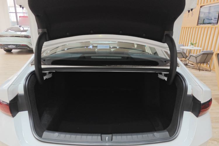 Used BYD Qin PLUS 2025 DM-i Smart Drive 120KM Superior Model Trunk