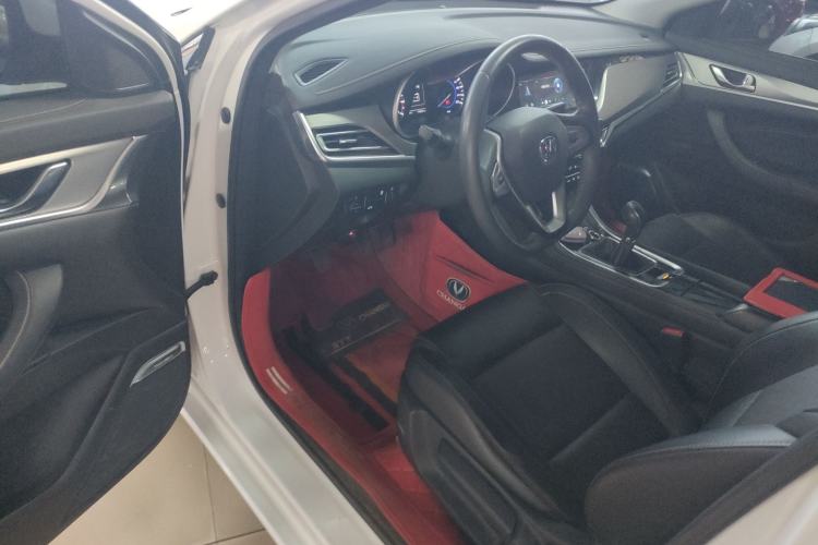 Used CHANGAN Eado 2019 High-Energy Edition 1.6L GDI Manual Pioneer Model China VI Standard
