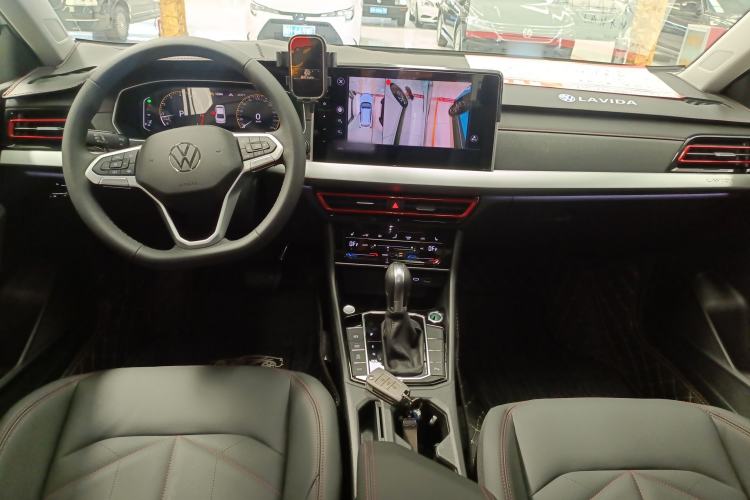 Used Volkswagen Lavida 2024 300TSI DSG Starry Sky Leading Edition Center Console