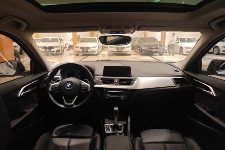 Used BMW 1 Series 2018 120i Design Package Model