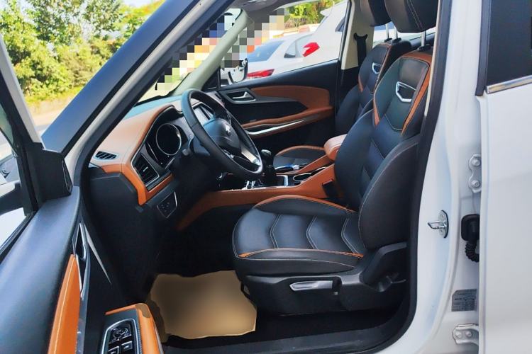 Used Zotye T300 2017 1.5T Manual Luxury Model
