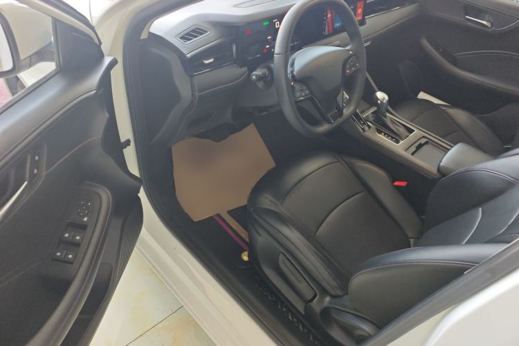 Used Roewe i5 2023 1.5L CVT Luxury Edition Driver Seat