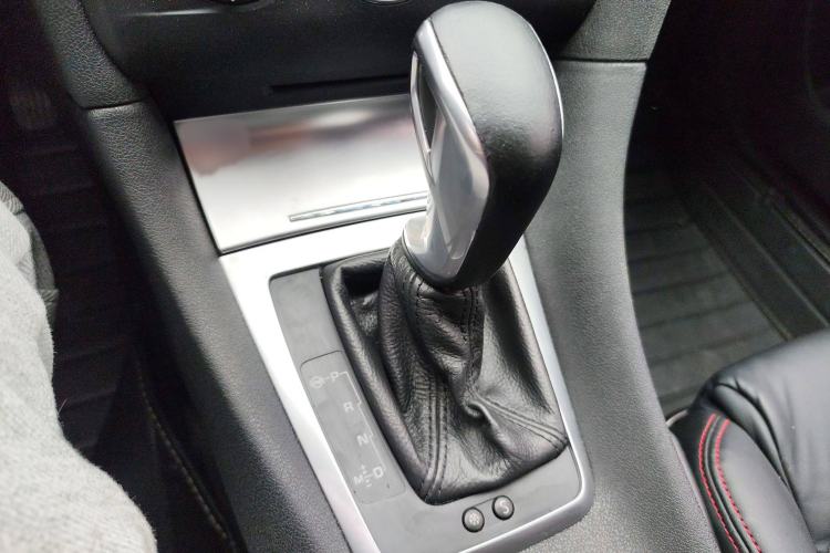 Used DS 5LS 2015 1.6T Comfort Edition THP160