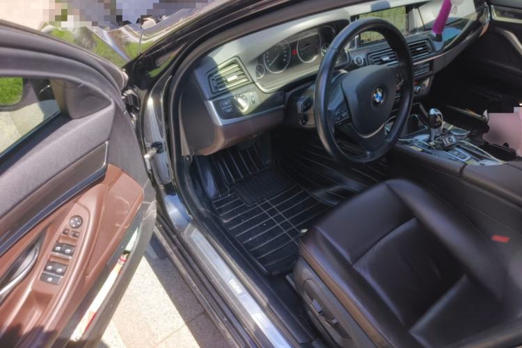 Used BMW 5 Series 2017 525Li Luxury Design Package Driver Seat