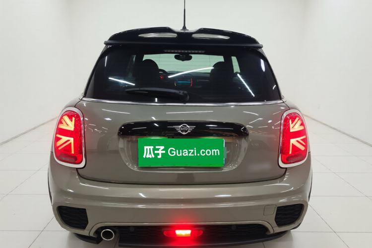 Used MINI 2018 1.5T COOPER Racing Driver Rear