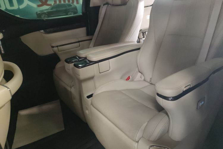 Used Toyota Alphard 2019 Dual-Engine 2.5L Prestige Edition