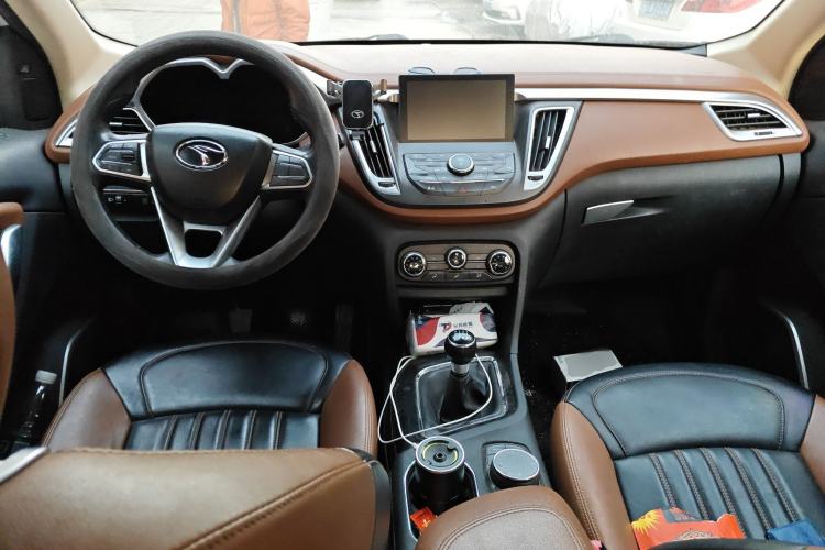 Used Soueast DX7 2015 1.5T Manual Luxury Model
