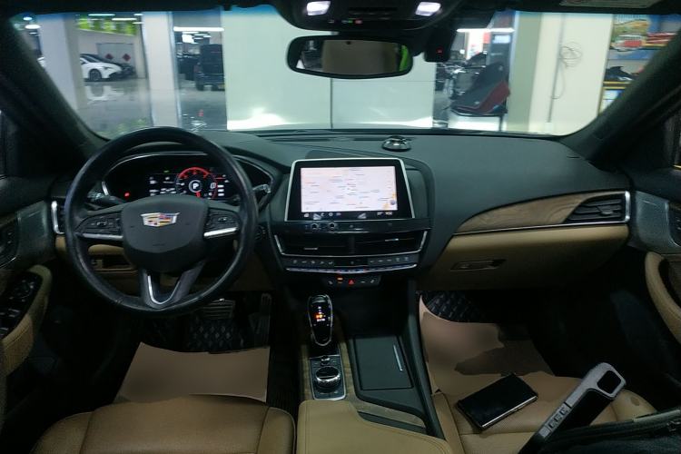 Used Cadillac CT5 2021 28T Prestige Edition Center Console