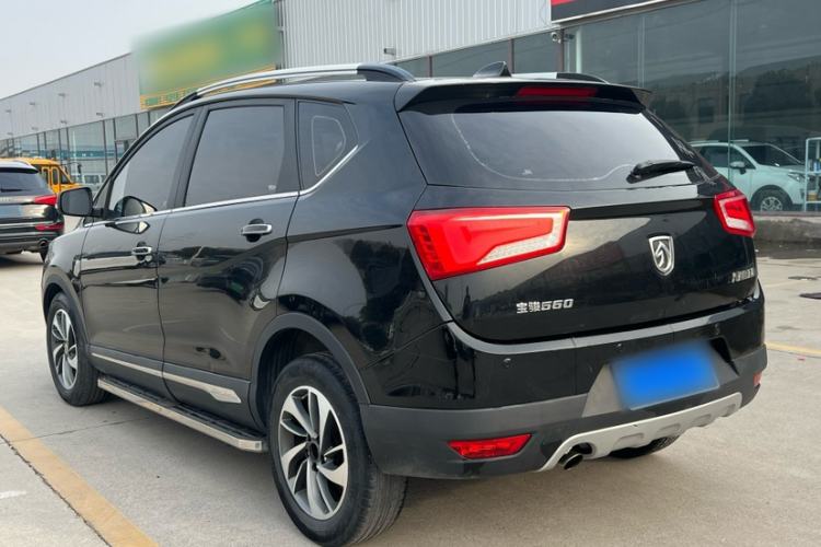Used Baojun 560 2015 1.8L manual luxury version