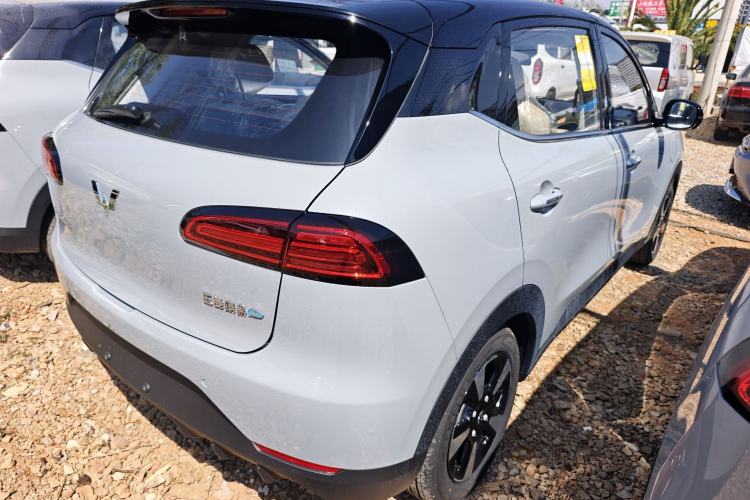 Used Wuling Bingo PLUS 2024 510 km Range 5-Seater Version Rear Right 45 Deg