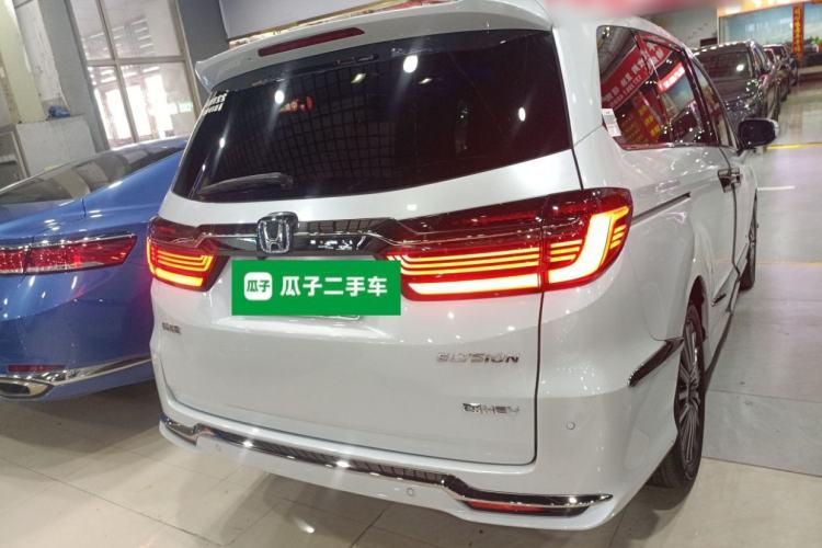 Used Honda Elysion 2024 2.0L eHEV Comfort Edition
