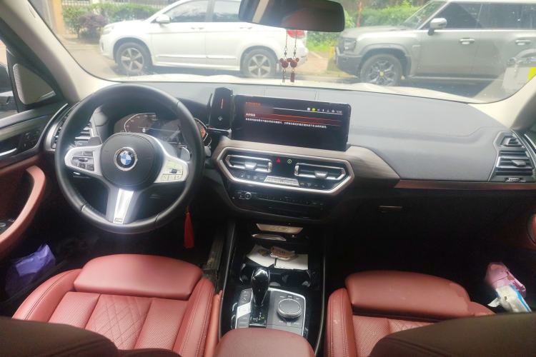 Used BMW X3 2023 xDrive30i Leading Model M Night Edition Package Center Console