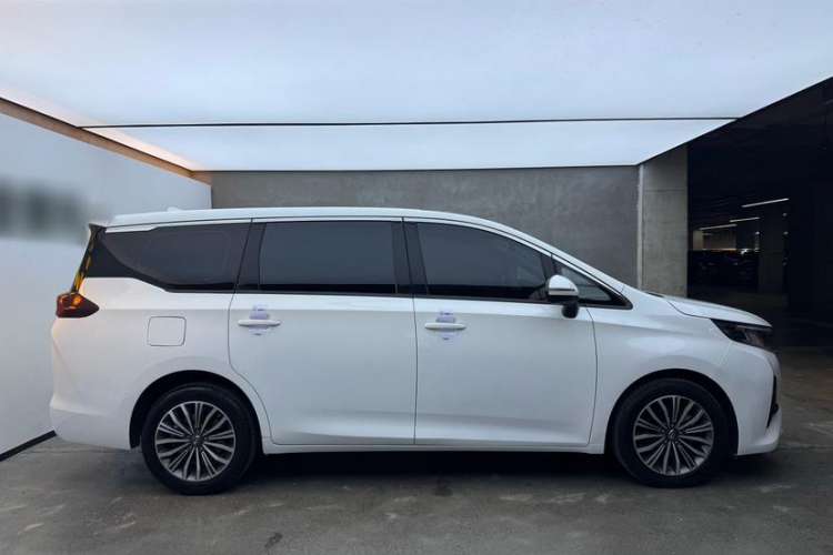 Used GAC Trumpchi M6 2021 270T DCT Luxury Edition (6-seater)
