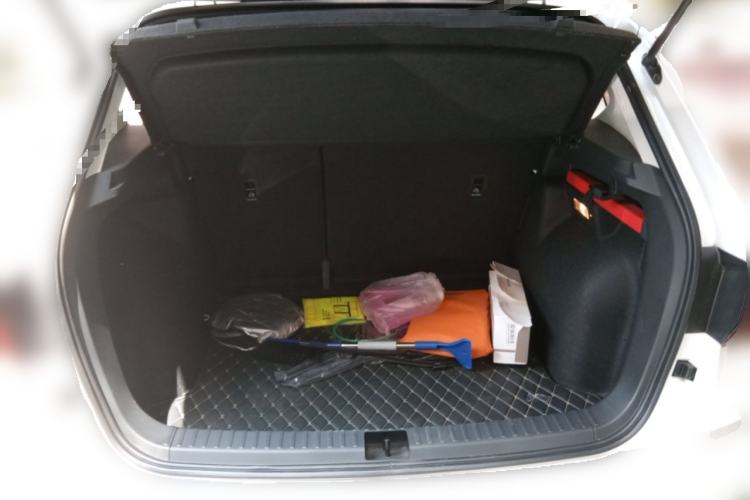 Used Volkswagen Tharu 2022 280TSI Two-Wheel Drive Comfort Edition Trunk