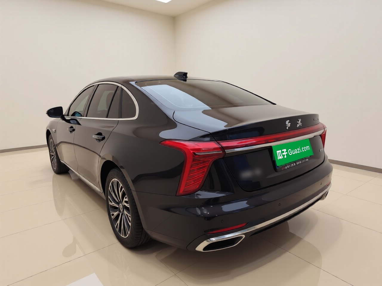 Hongqi H5 2025 2.0T Automatic Flag Edition – 500 000 Units Commemorative Version — снимка 4
