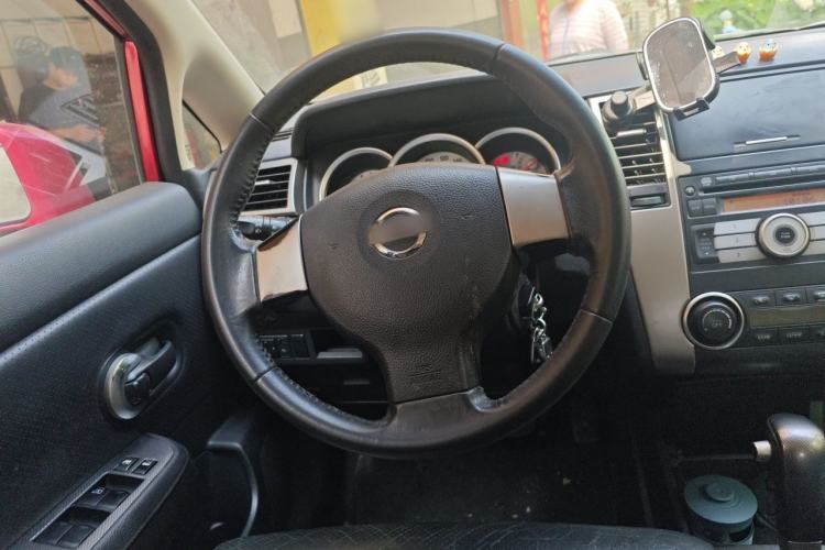 Used Nissan Tiida 2008 1.6L Automatic Smart Version
