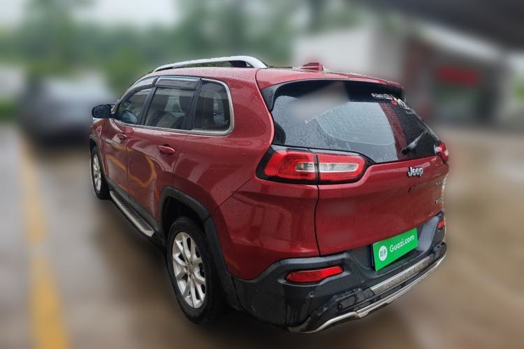 Used Jeep Cherokee 2016 2.4L Leading Smart Version
