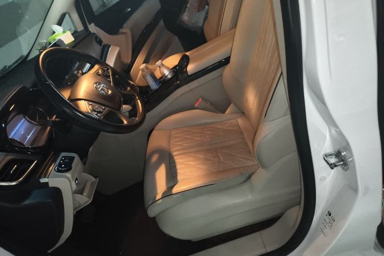 Used Buick GL8 2022 Land Business Class 652T Luxury Model