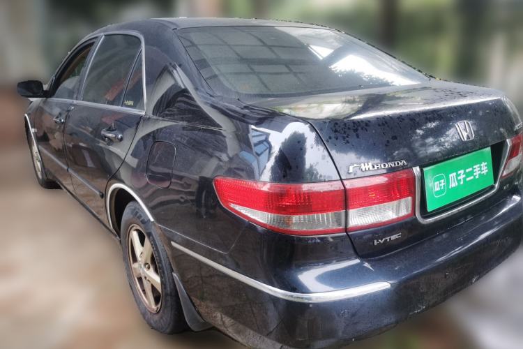 Used Honda Accord 2005 2.0L standard version
