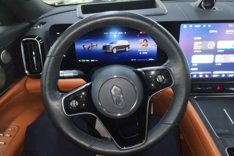 Used Hima AITO M9 2024 All-Electric Ultra Version 100 kWh 6-Seater Model Steering Wheel