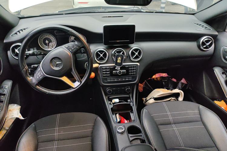 Used Mercedes-Benz A-Class 2015 A 200 Fashion Model