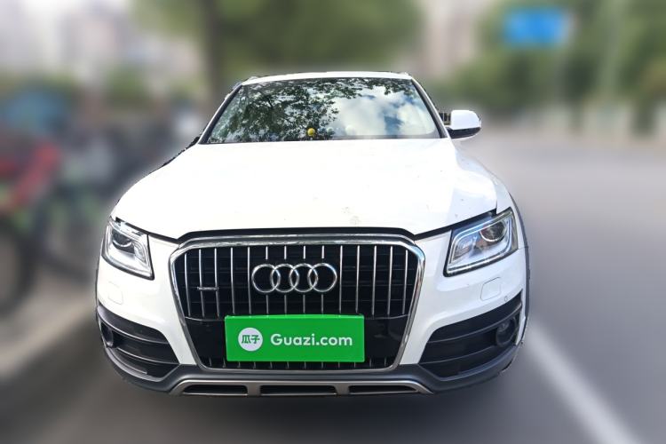 Used Audi Q5 2018 Collector's Edition 40 TFSI Technology Model