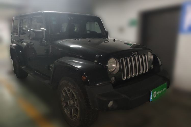 Used Jeep Wrangler 2015 3.0L Sahara Four-Door Edition
