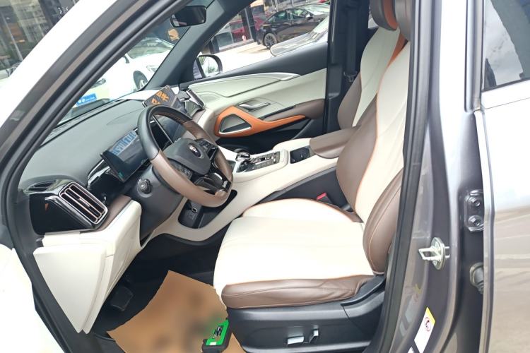 Used BYD Song Pro New Energy 2023 Champion Edition DM-i 110KM Beyond Model
