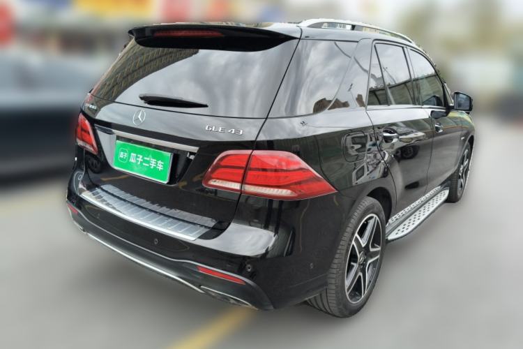 Used Mercedes-Benz GLE-Class 2018 GLE 400 4MATIC U.S. specification Rear Right 45 Deg