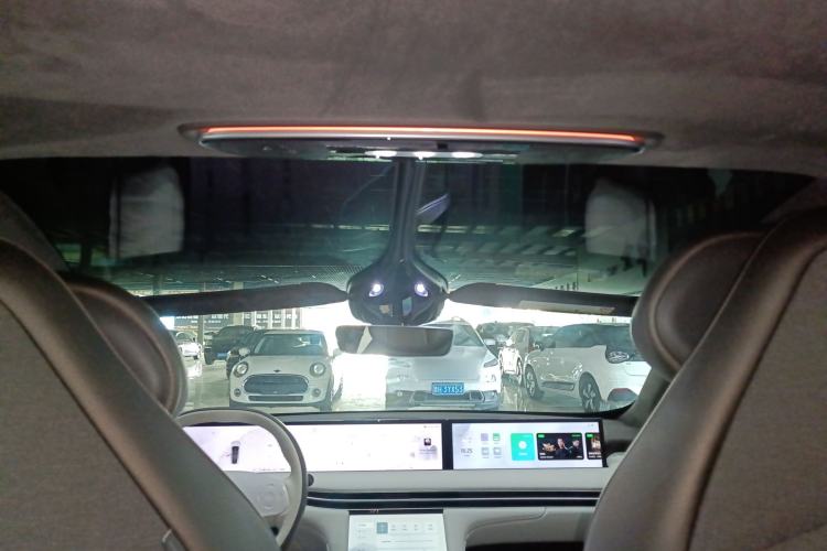 Used IM LS7 2023 100kWh Lux All-Wheel-Drive Version