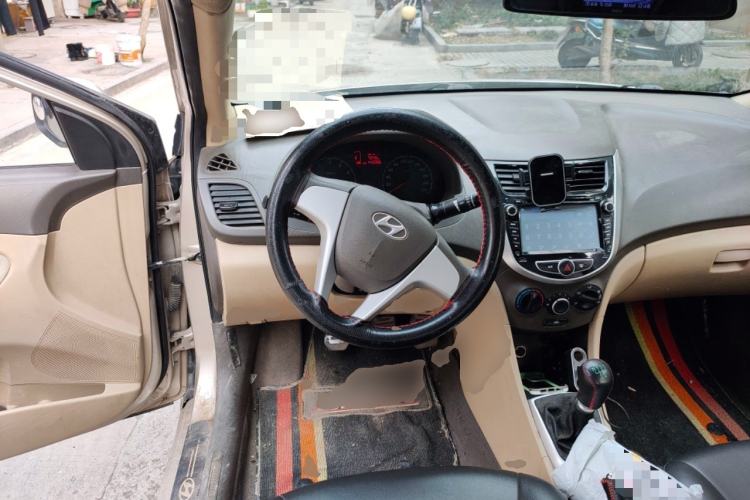 Used Hyundai Verna (older generation) 2010 Sedan 1.4L Manual Standard GL Model
