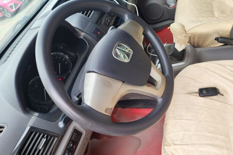 Used BAIC Weiwang M20 2014 1.5L practical type BJ415A Steering Wheel