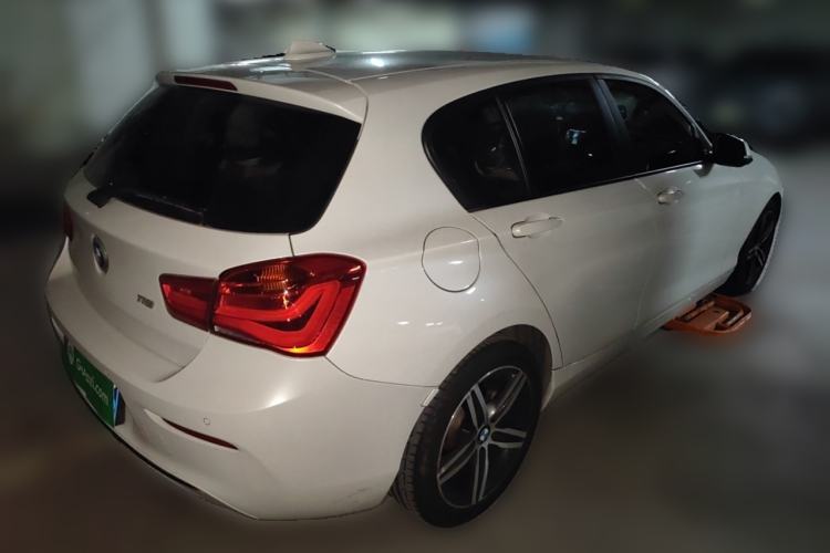 Used BMW 1 Series 2018 118i Sport Design Package Rear Right 45 Deg