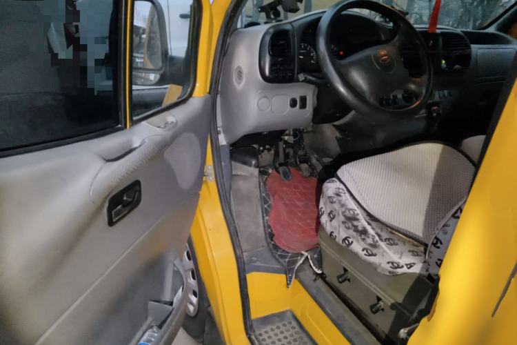 Used Ford Classic Transit 2013 2.8T Facelifted Diesel Van - Short Wheelbase Mid-Roof Model JX493ZLQ4 Driver Seat