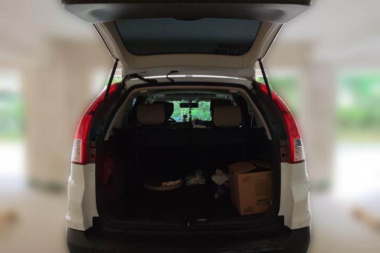 Used Honda CR-V 2013 2.4L four-wheel drive luxury version Trunk