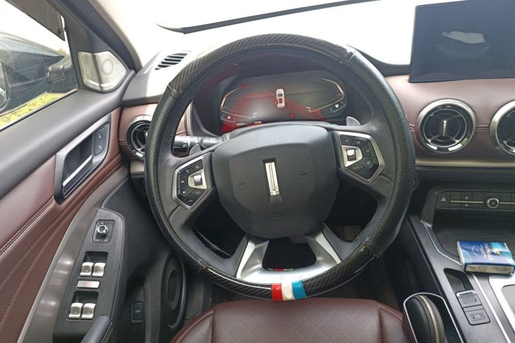 Used Wey VV6 2021 2.0T Two-Wheel Drive Smart Protection+ Steering Wheel