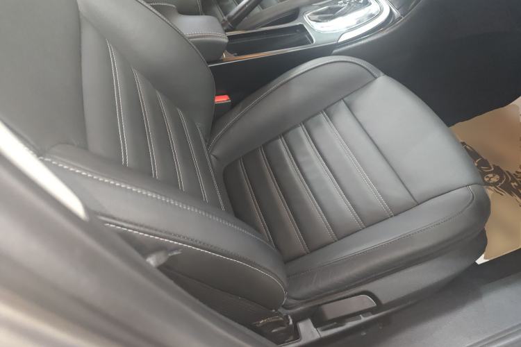 Used Buick Regal 2014 1.6T Fashionable Tech Edition
